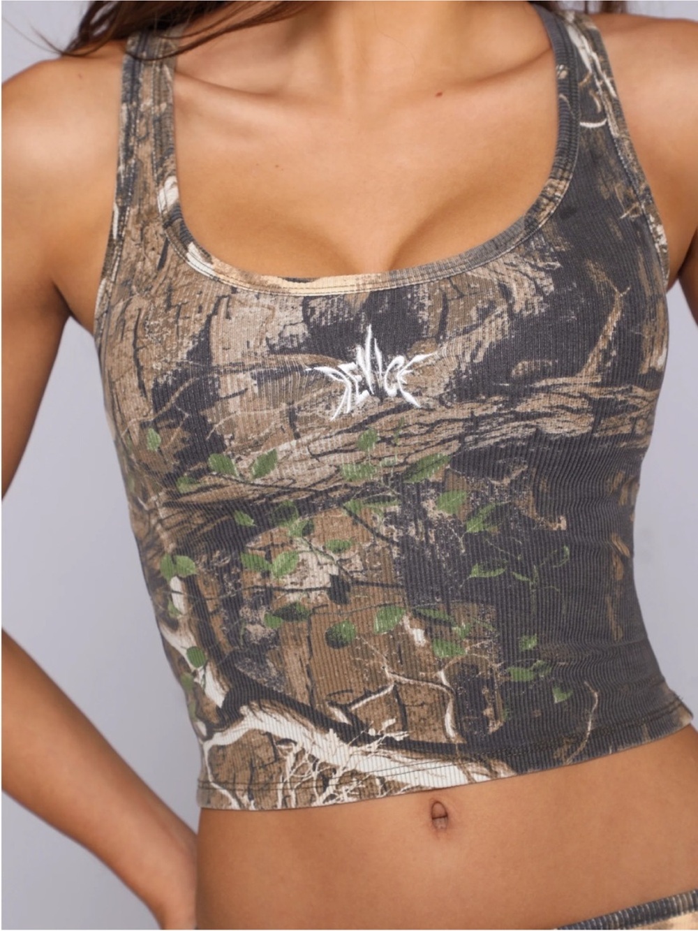 Revice Tank